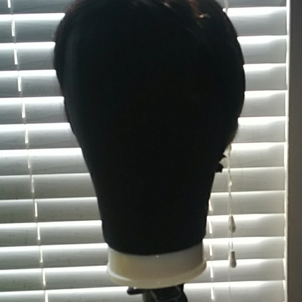 Wig head